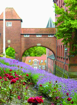 'Sukkenes bro' i Viborg. Broen forbinder Vestre Landsret med arresthuset. foto Hans Jørgen Lysholm
